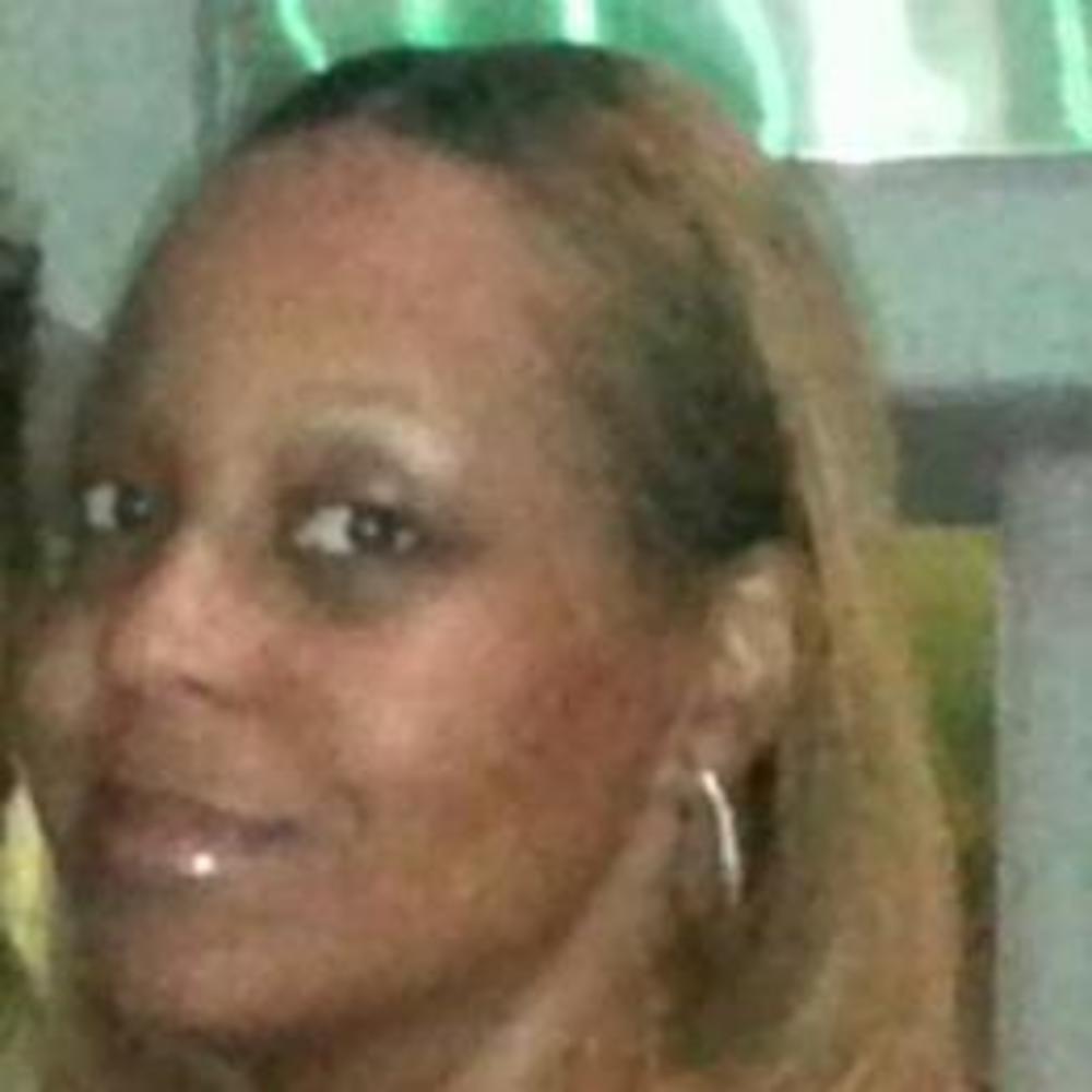 Meet your Posher, Claudia